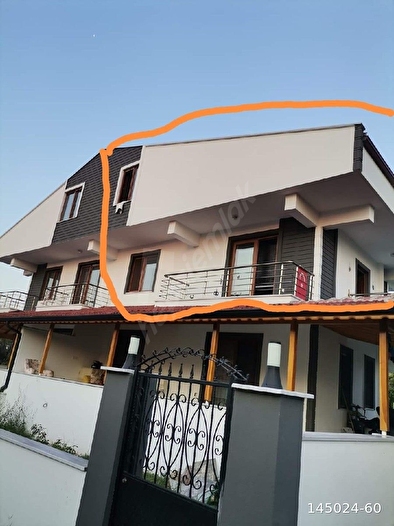 Balıkesir Avşada Satılık 3+2 140m2 Trıpleks Villa