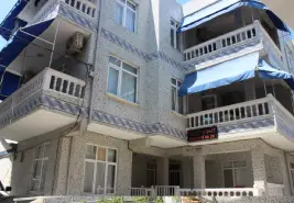 Dicle Apart