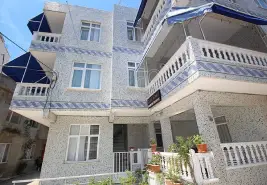 Dicle Apart