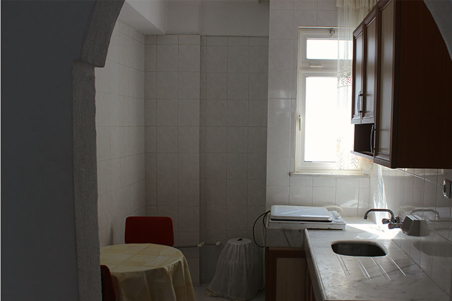 Dicle Apart